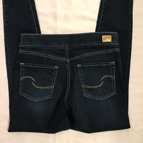 Levi’s Pull On Skinny Totally Shaping Jeans Sz 8 - Picture 3 of 10